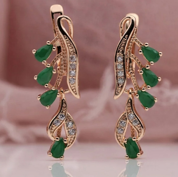 Jewelry - 🎀585 Jade Leafy Tear Drop Diamond Accent Earrings